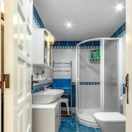 Apartment Magnificent Beachfront