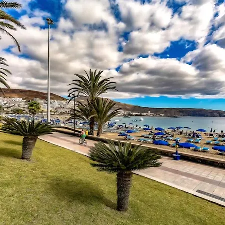 Magnificent Beachfront *