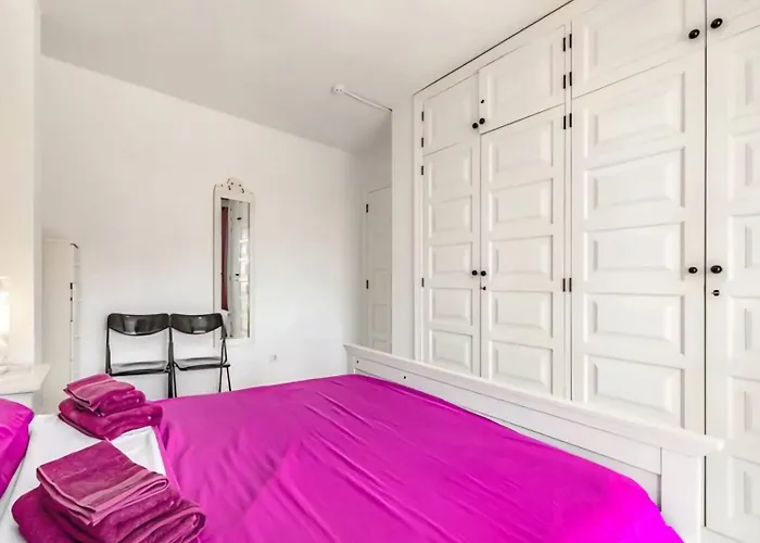 Magnificent Beachfront Appartamento *